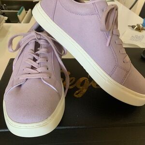 FUEGO Lavender Women's Sneakers